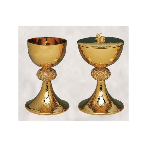 10-054 Chalice and Ciborium